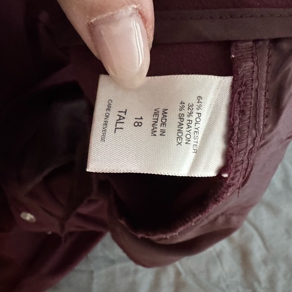 New York & Company Deep Burgundy Women's  Dress Pants Slacks - Picture 8 of 9